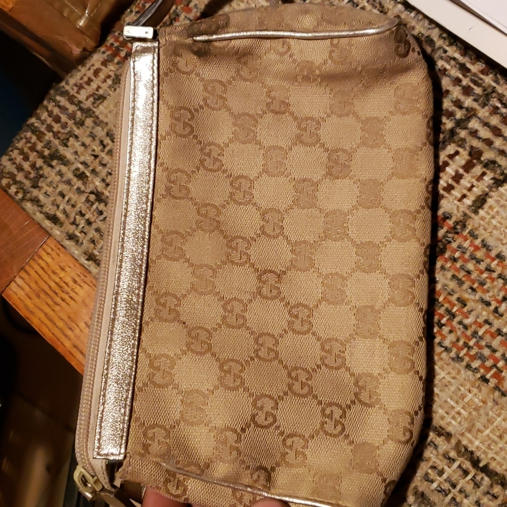 Gucci hand bag
